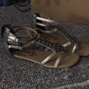 Mudd Sandals