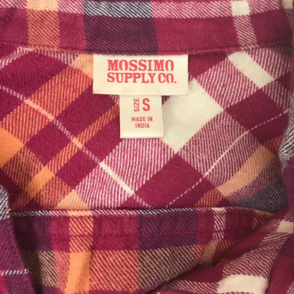 Button down shirt - Picture 3 of 3