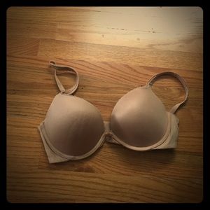 Body By Victoria Push Up Bra