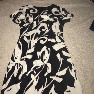 New Vince Camuto Dress