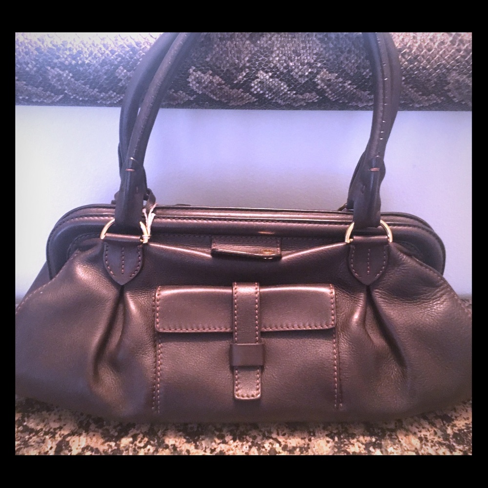 Brown doctor bag Lora piano