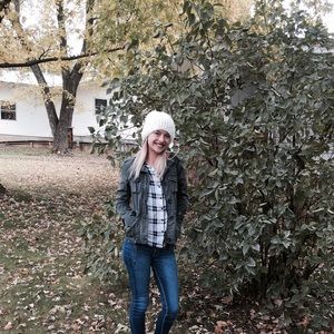 Meet your Posher, Mackenzie