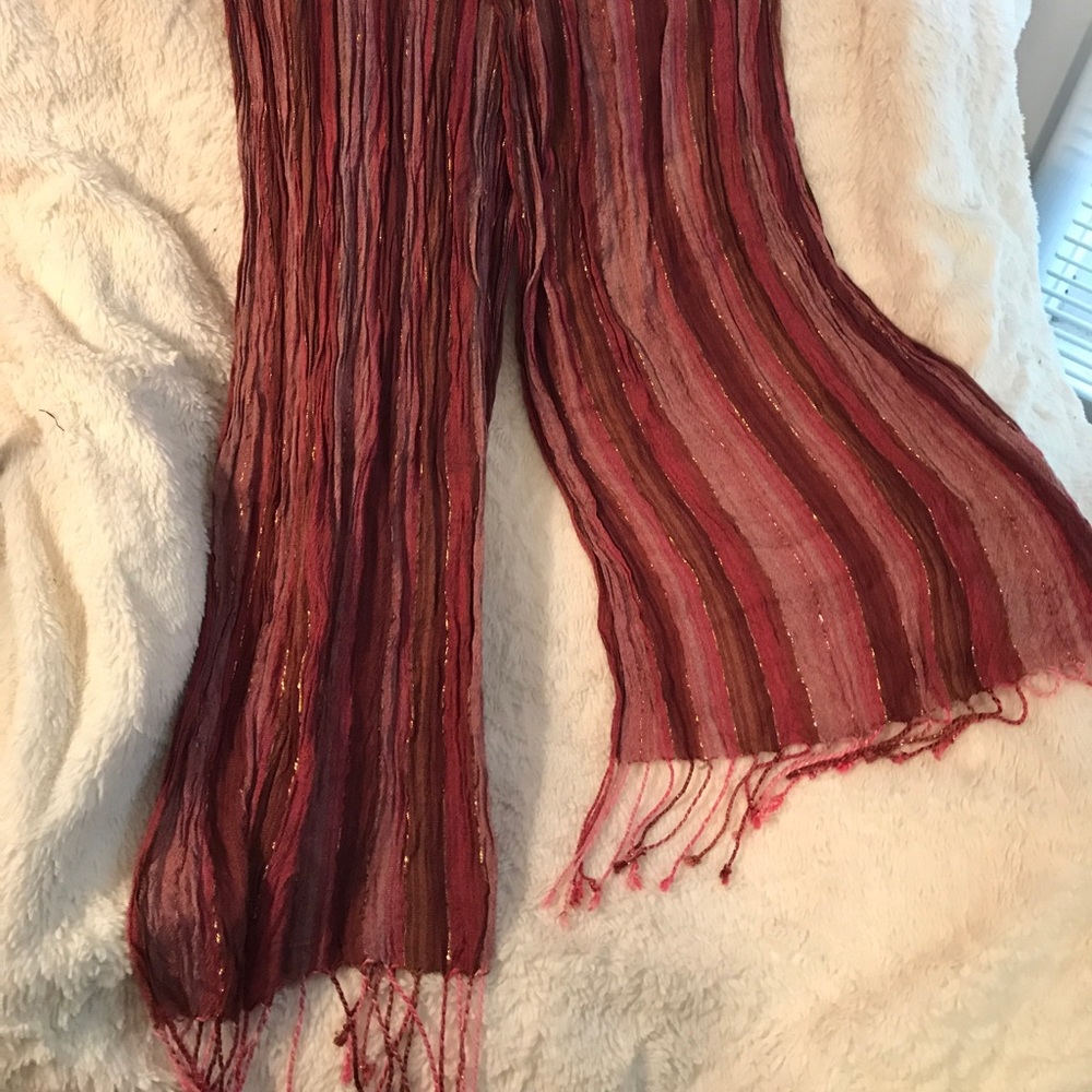 Scarf - Picture 3 of 4