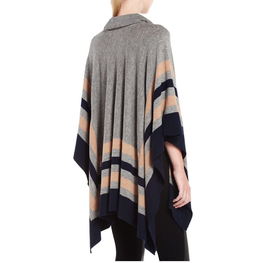 BCBG MAXAZRIA WYONA PONCHO. - Picture 2 of 8