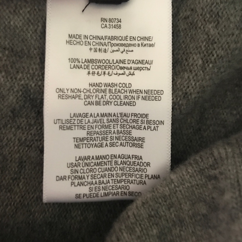 BCBG MAXAZRIA WYONA PONCHO. - Picture 6 of 8