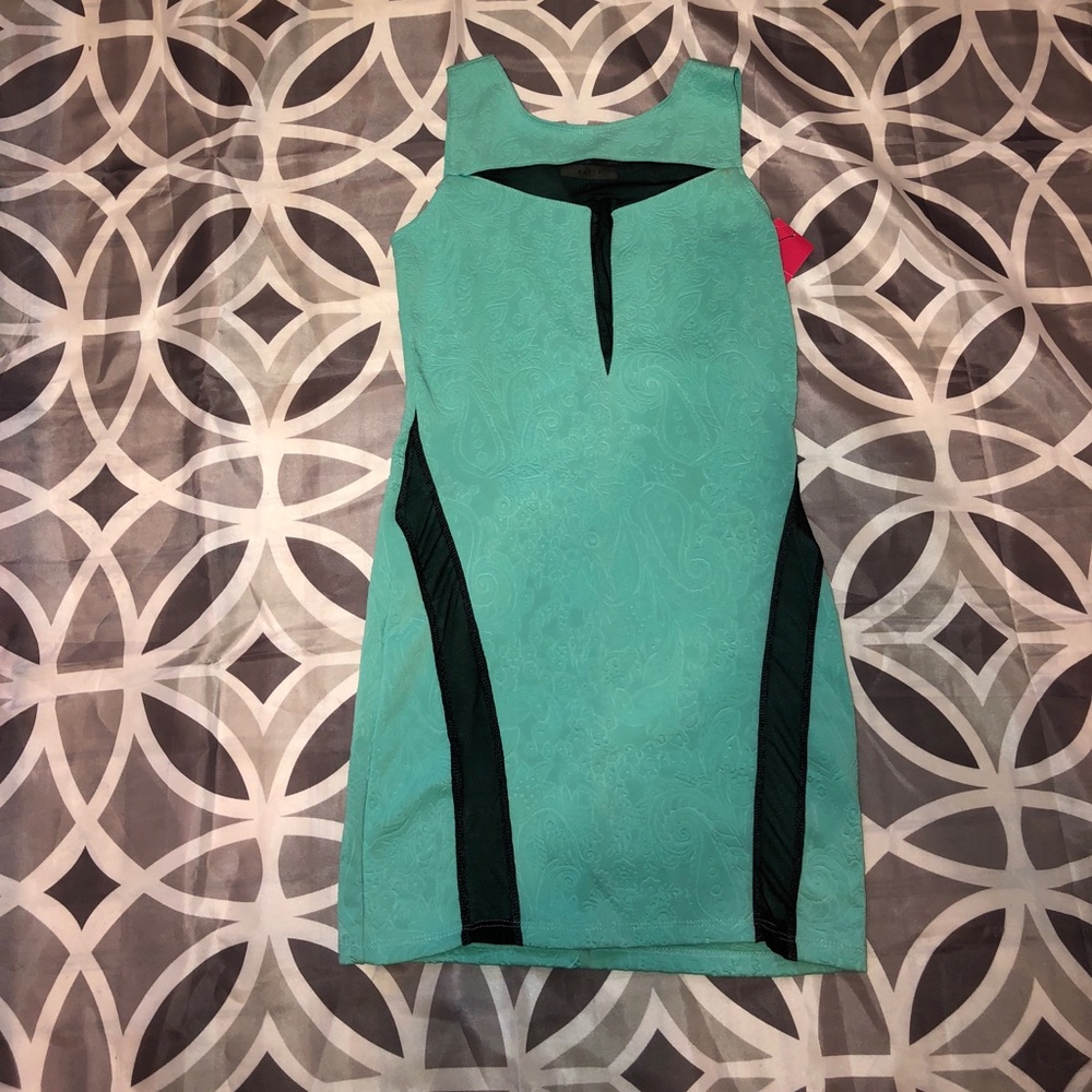 Entro textured mesh dress