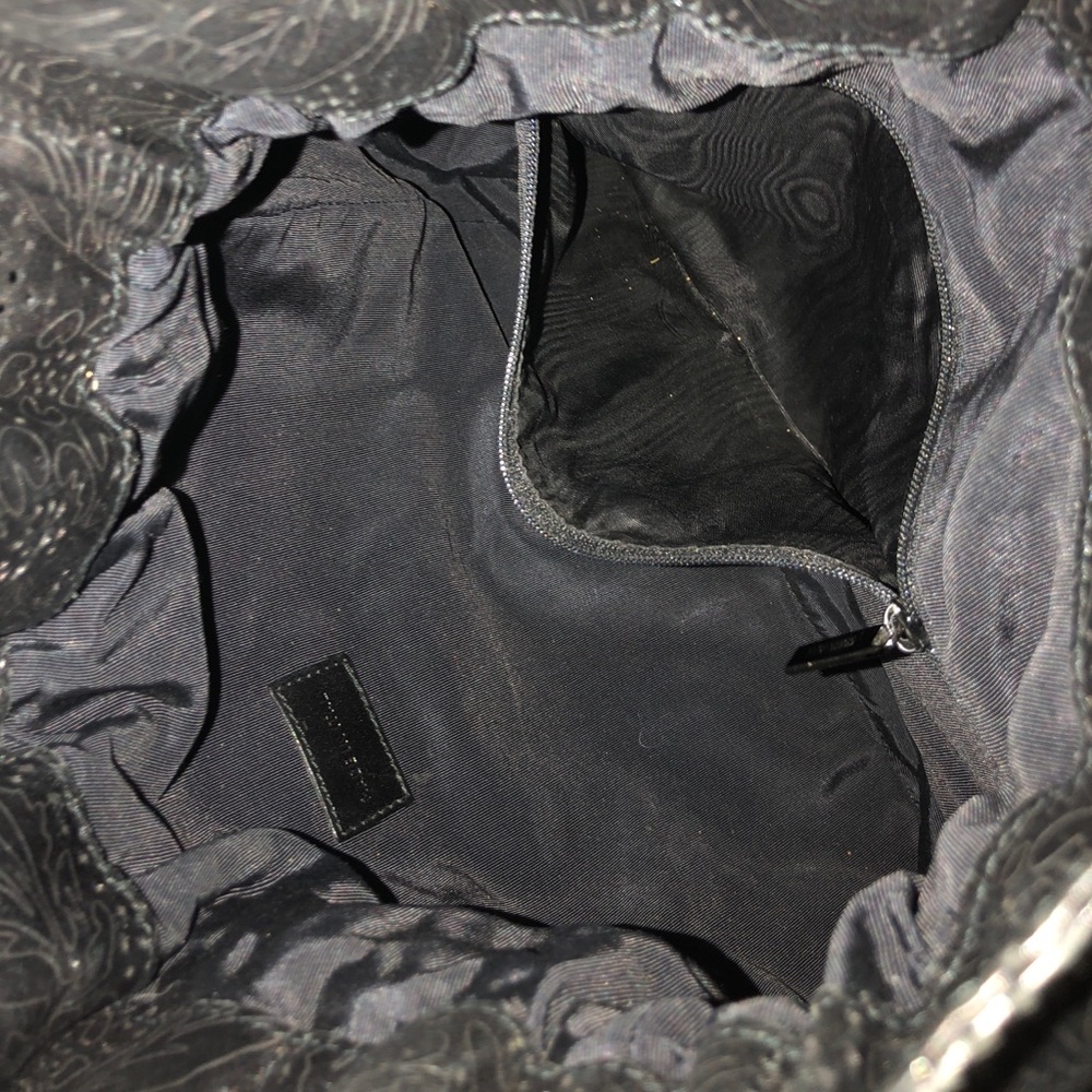 Vintage Giorgio Armani bag - Picture 5 of 8