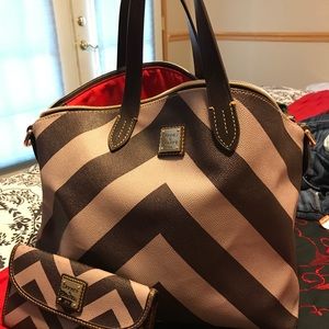 Dooney & Bourke chevron bag and wallet