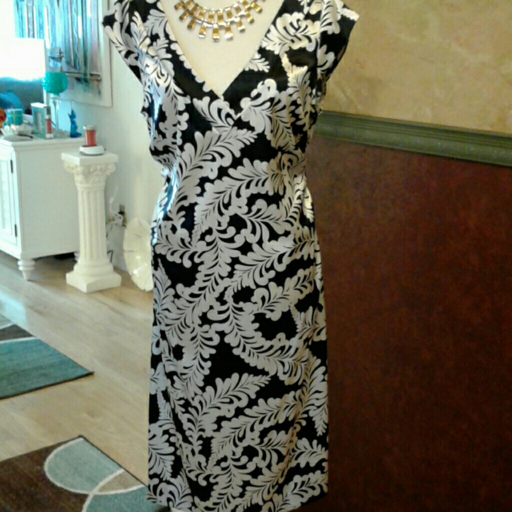 Black and white dress