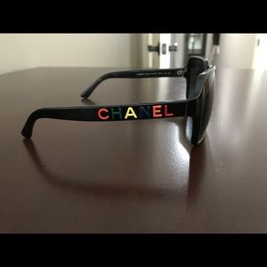 AUTHENTIC Chanel sunglasses