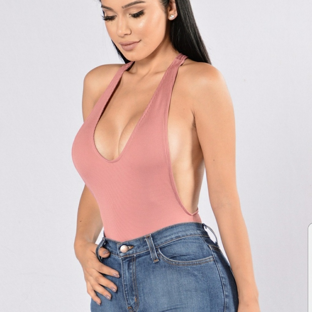 *Nvr worn* NWT- Mauve bodysuit