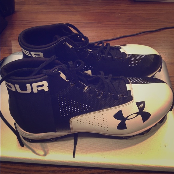 Under Armour Other - Under Armour cleats