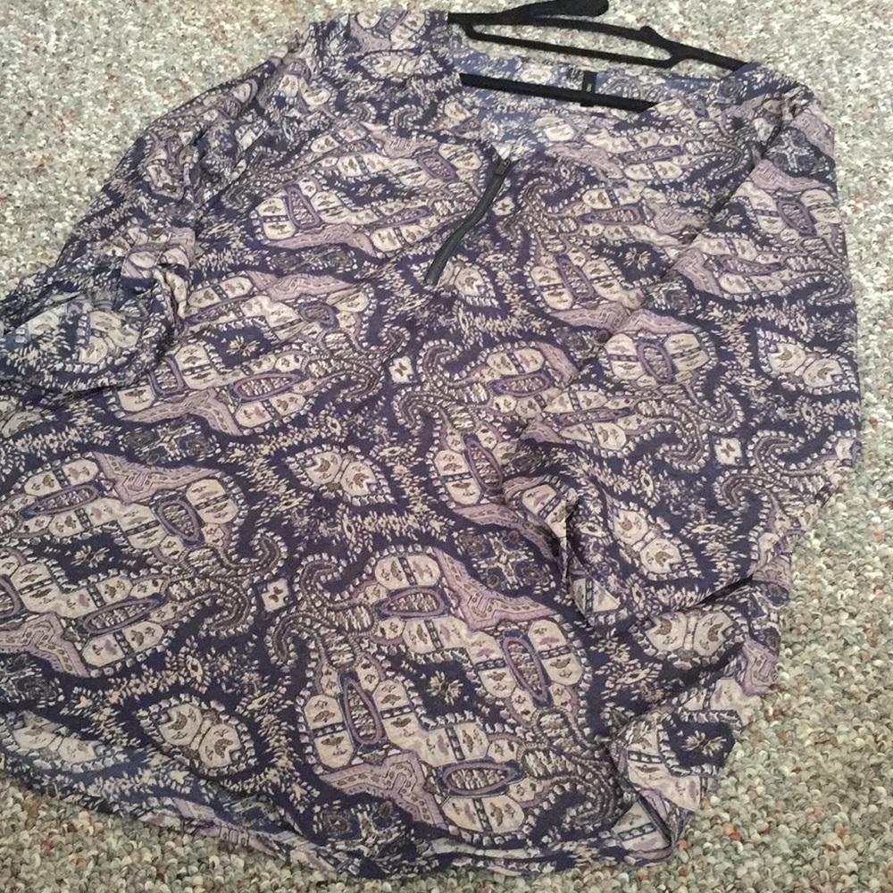 Women's shirt