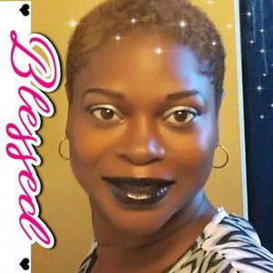 Meet your Posher, Yolanda