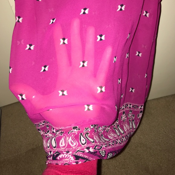 Cute Summer tank!! - Picture 2 of 4