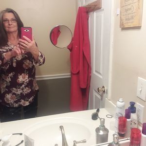 Meet your Posher, Deborah