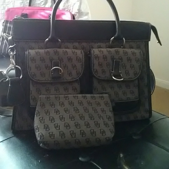 Purse - Picture 3 of 4