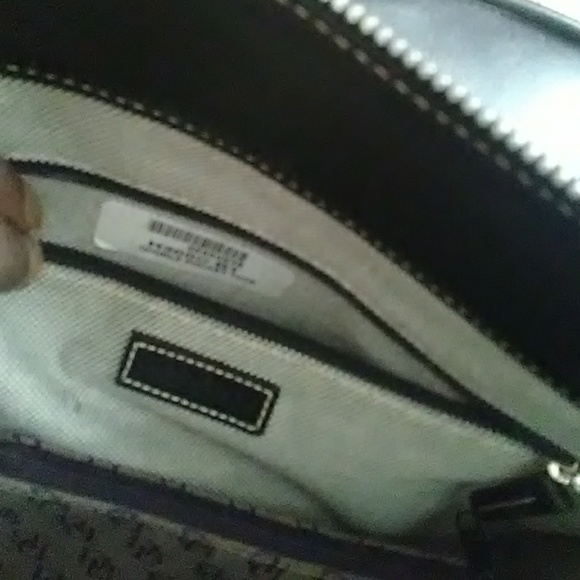 Purse - Picture 4 of 4