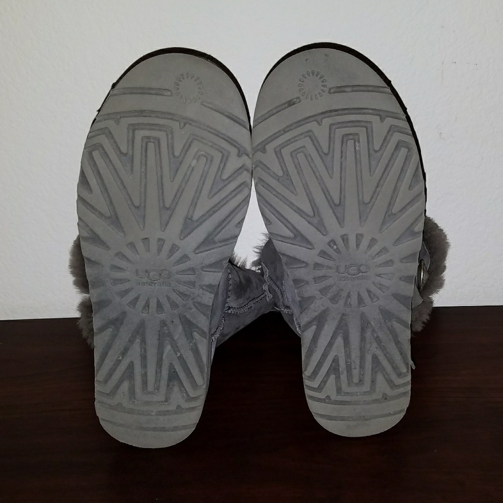 Ugg Bailey Button - image 4