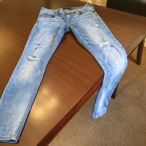 EXPRESS Destroyed Jean Legging