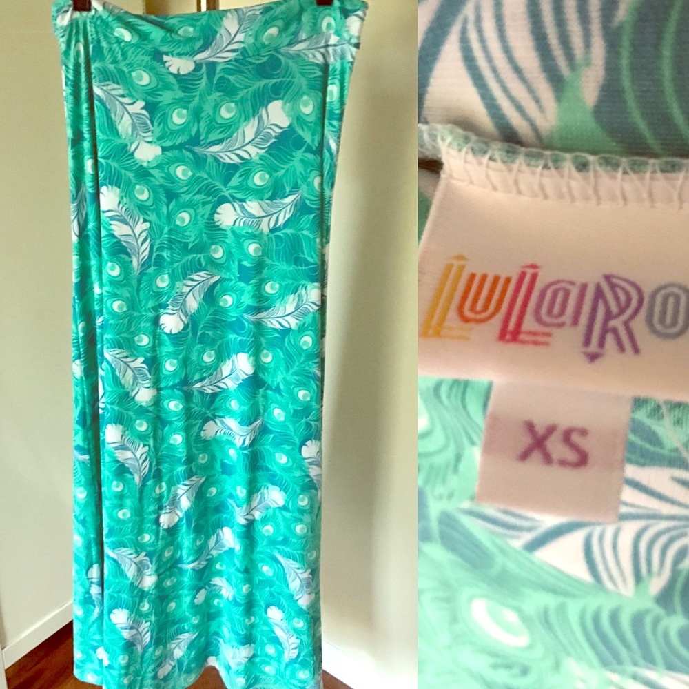 NWOT LulaRoe Feather Maxi 🦄🌟
