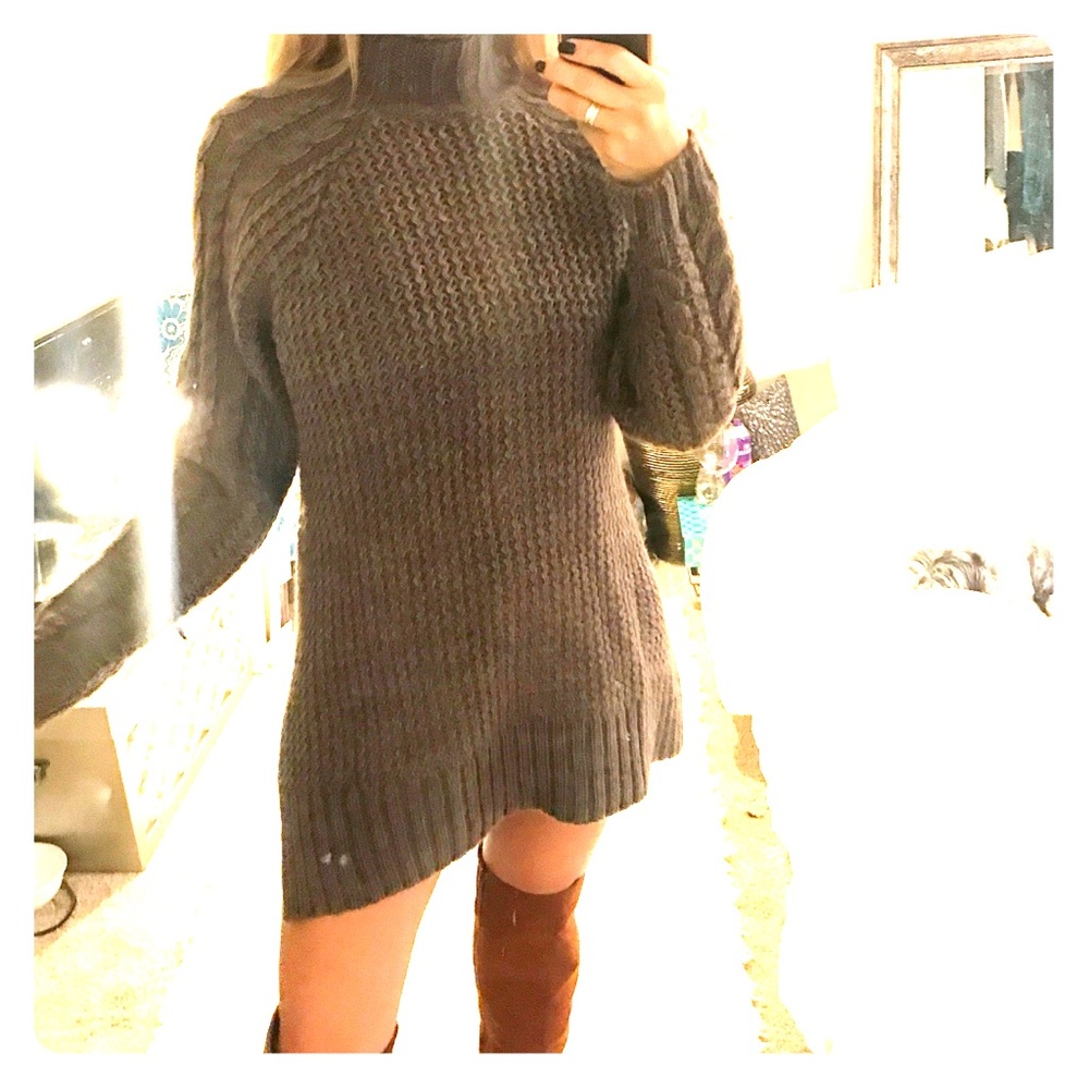 New GUESS Tunic oversized sweater $118