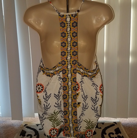 Coco & Jaimeson halter top - Picture 2 of 8