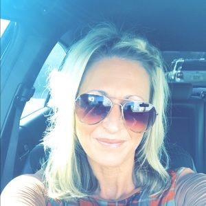 Meet your Posher, Jocelyn