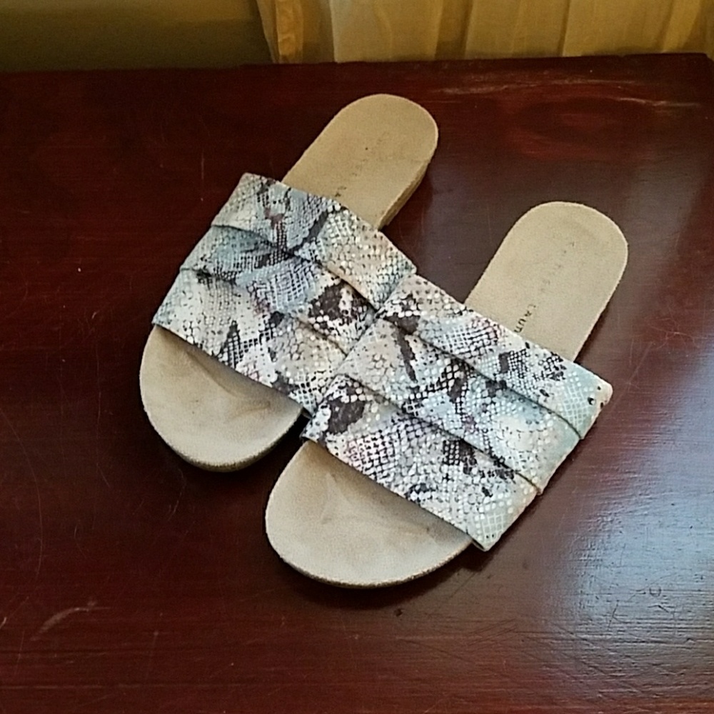 Snake skin print Sandals sz 7.5 Chinese Laundry