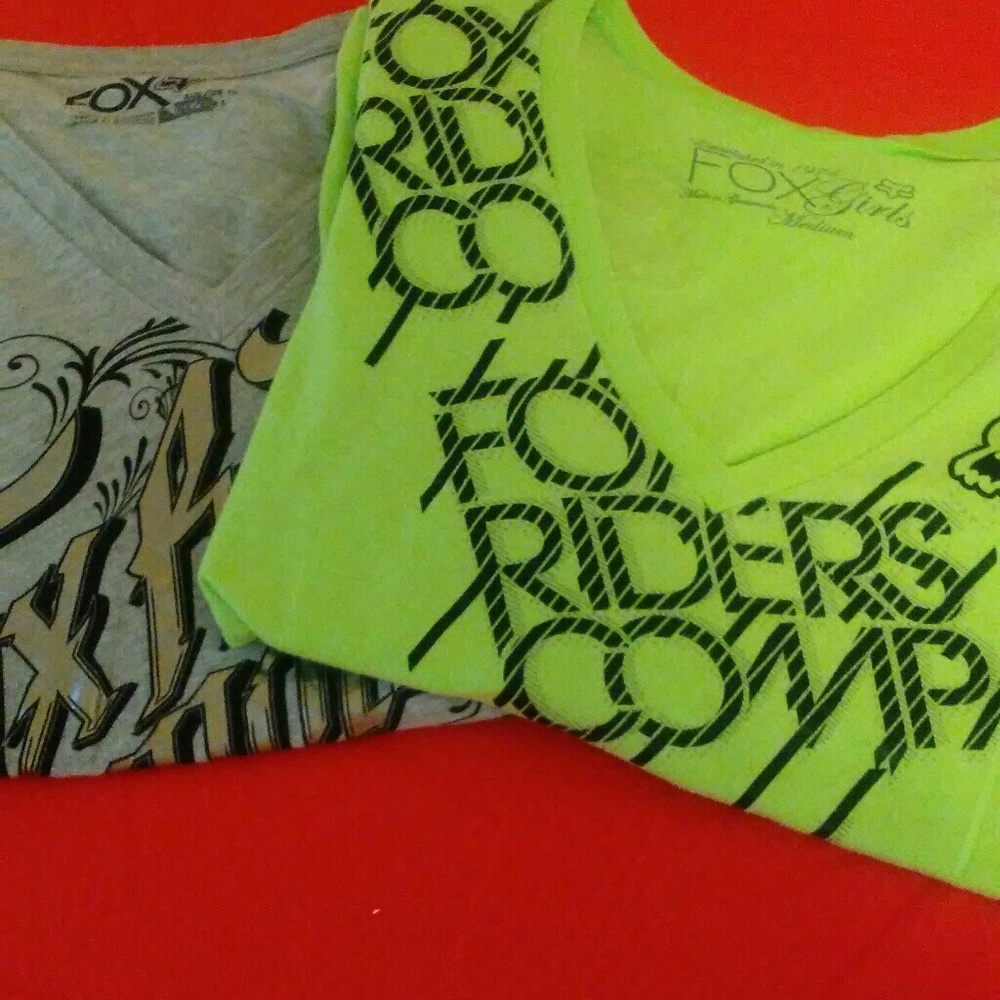 🔴SOLD🔴🌸Fox T-shirts🌸