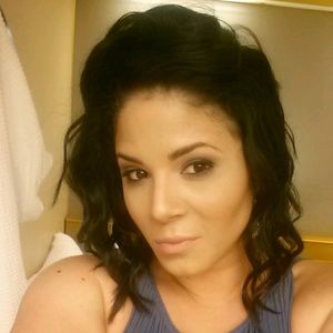 Meet your Posher, Milady