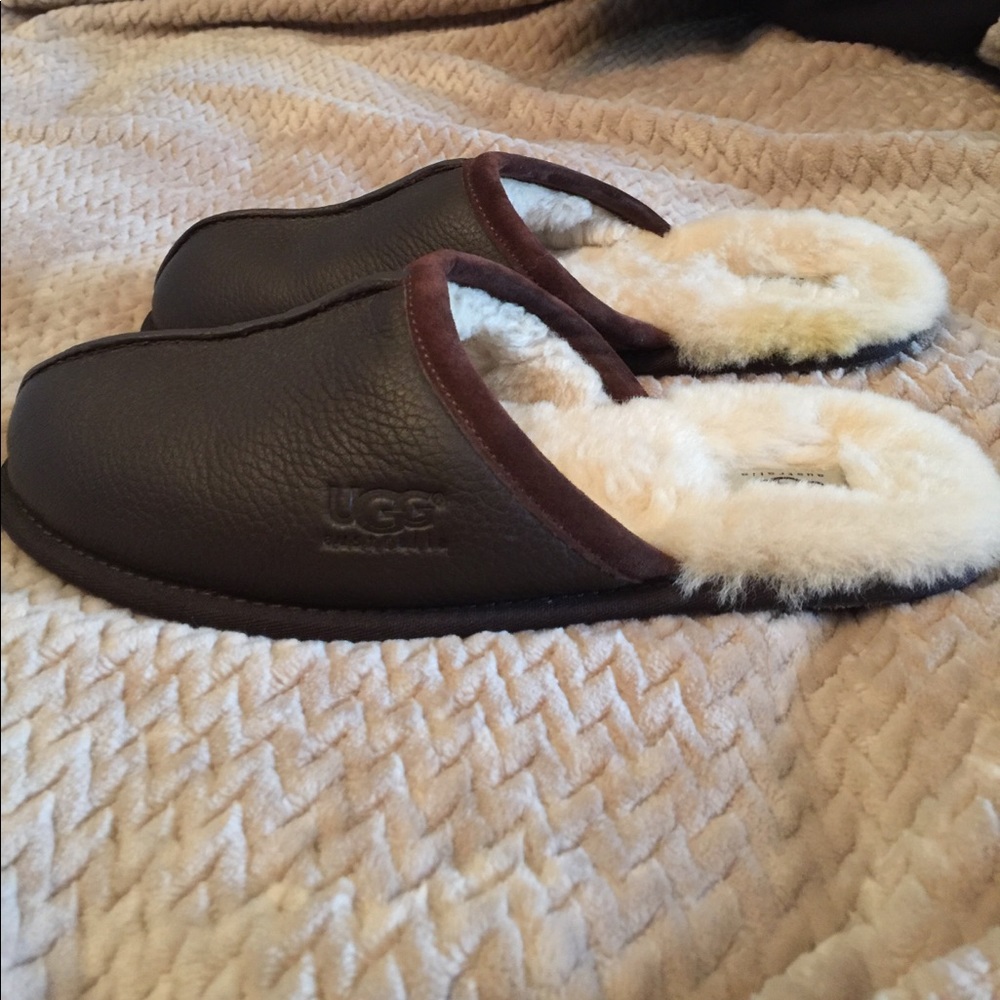 UGG Scuff Leather Slippers Slip on Mens Wool uggs