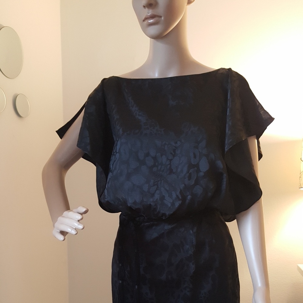 Jessica Simpson black dress