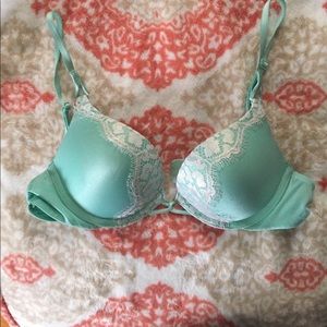 Victoria’s Secret Bombshell