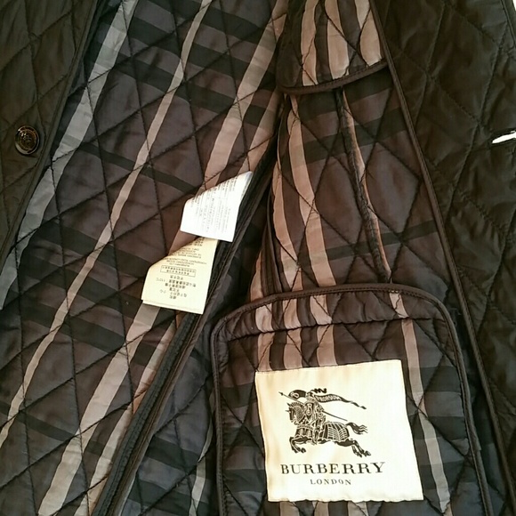 Authentic Burberry quilted jacket - Picture 6 of 8