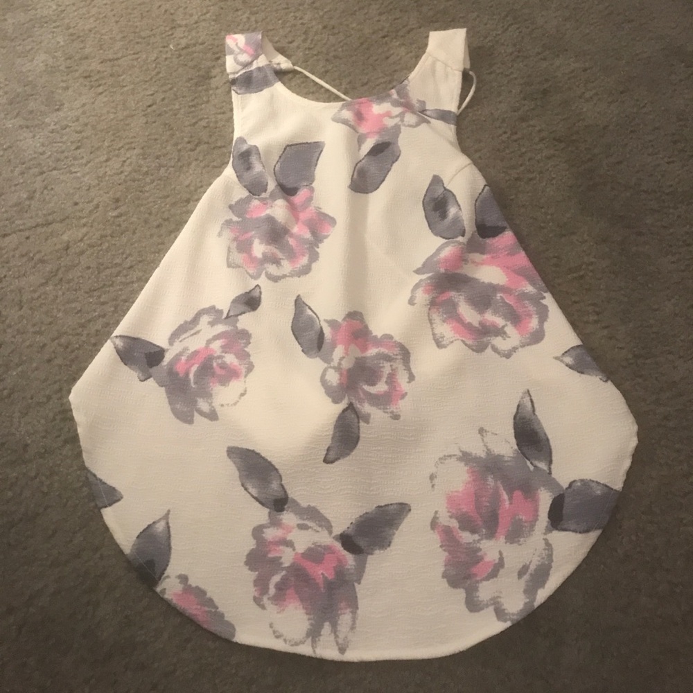 Floral open back sleeveless top