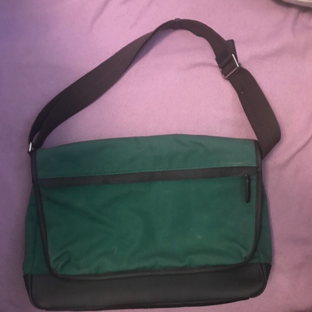 Men’s green Messenger/Laptop bag