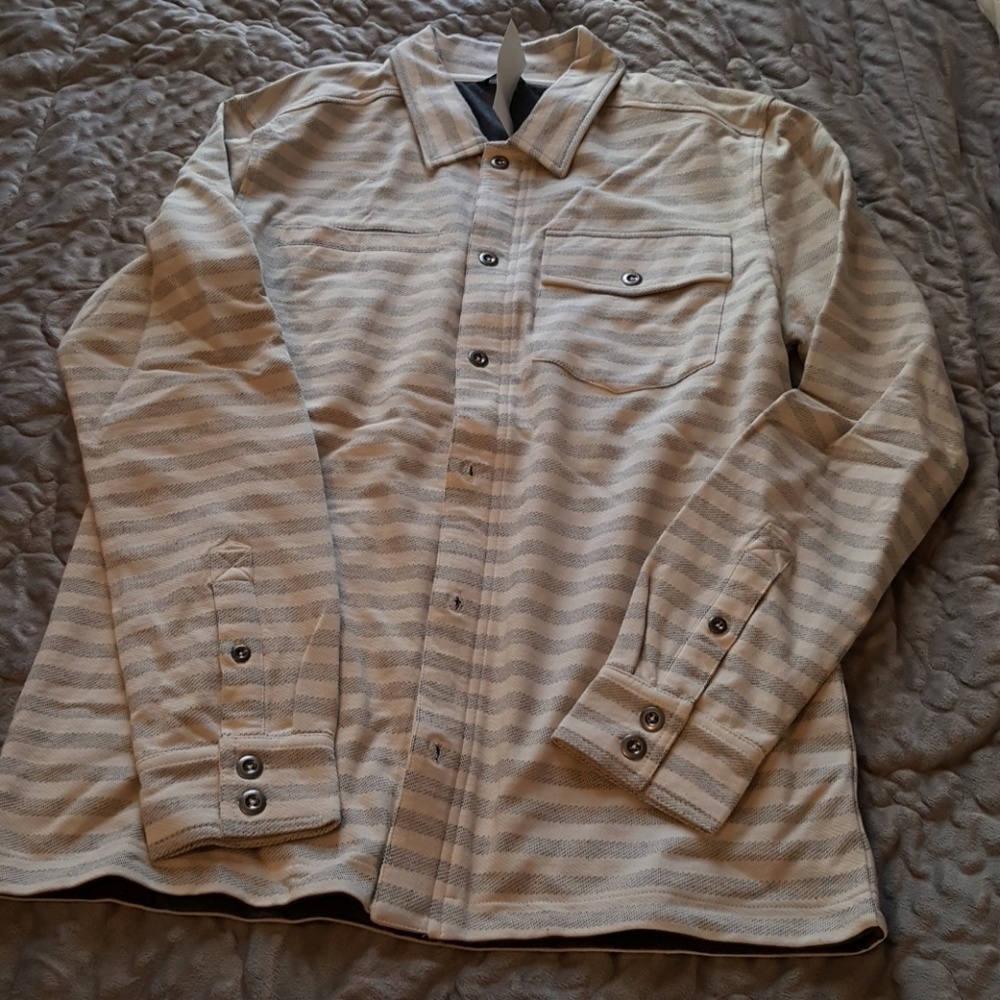 Heavy flannel shirt Matthew McConaughey sample