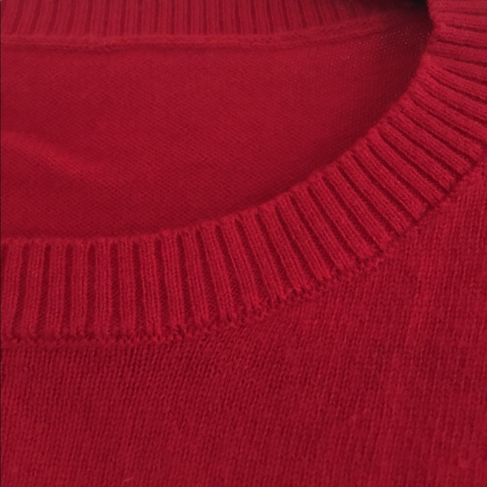 Red 100% wool sweater - Picture 2 of 6