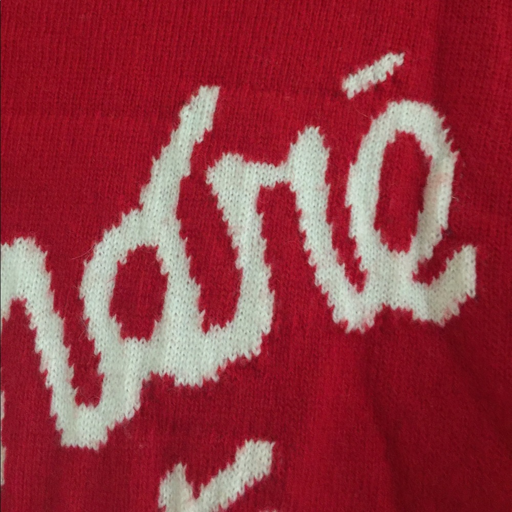 Red 100% wool sweater - Picture 3 of 6
