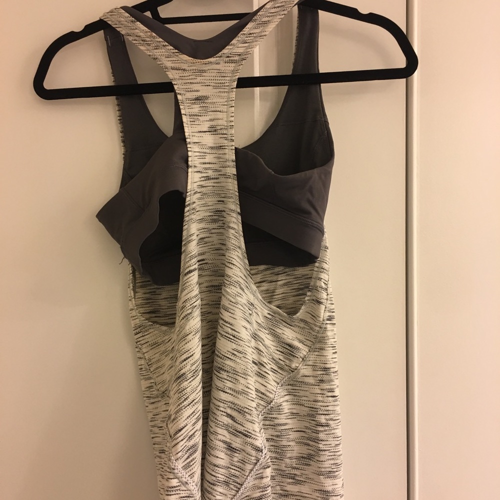 Lululemon workout tank