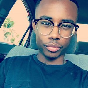 Meet your Posher, Emanuel