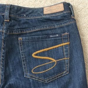 NWOT Seven 7 "Flare" ladies Jean size 31