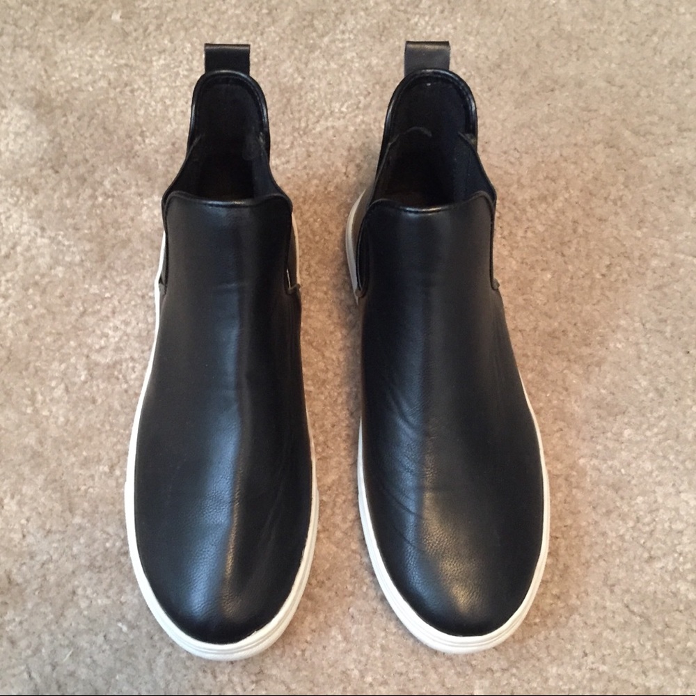 Ankle leather sneakers