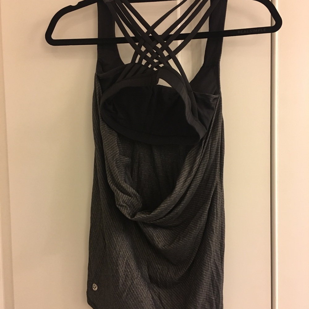Lululemon workout tank