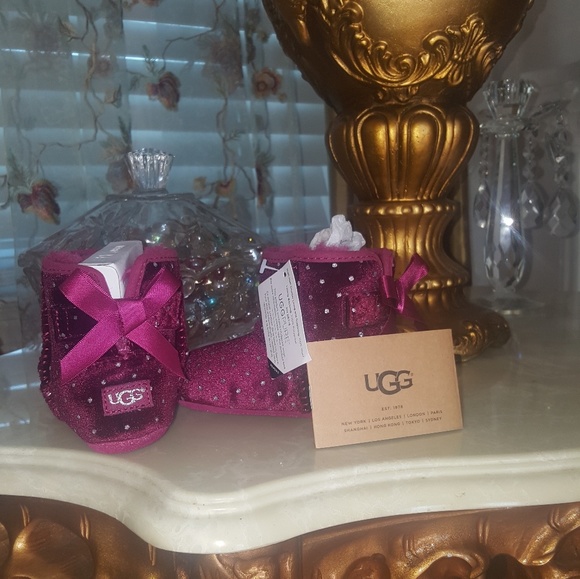 ☄ Starlight Infant UGGs☄ - Picture 3 of 6