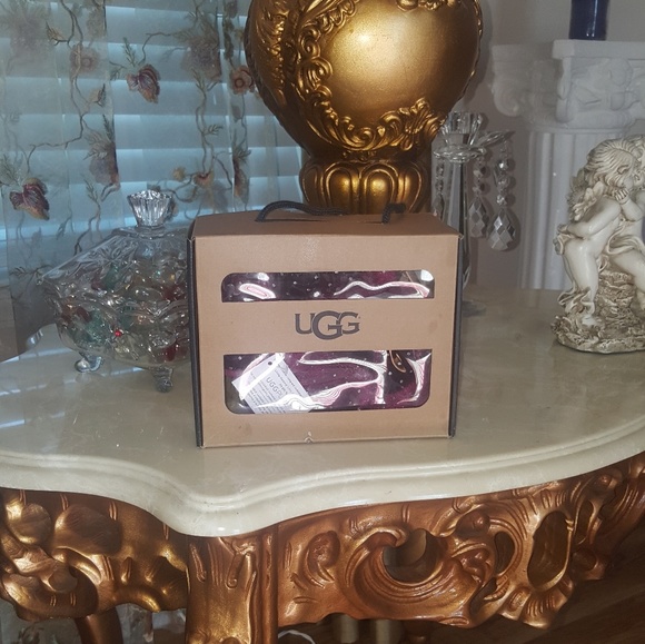 ☄ Starlight Infant UGGs☄ - Picture 4 of 6