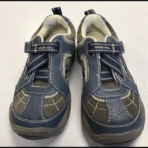 NWT Stride Rite toddler boy shoes size 9