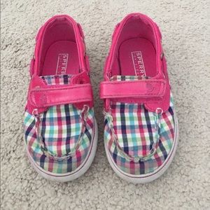 Girls pink & plaid Sperry boat shoes size 8