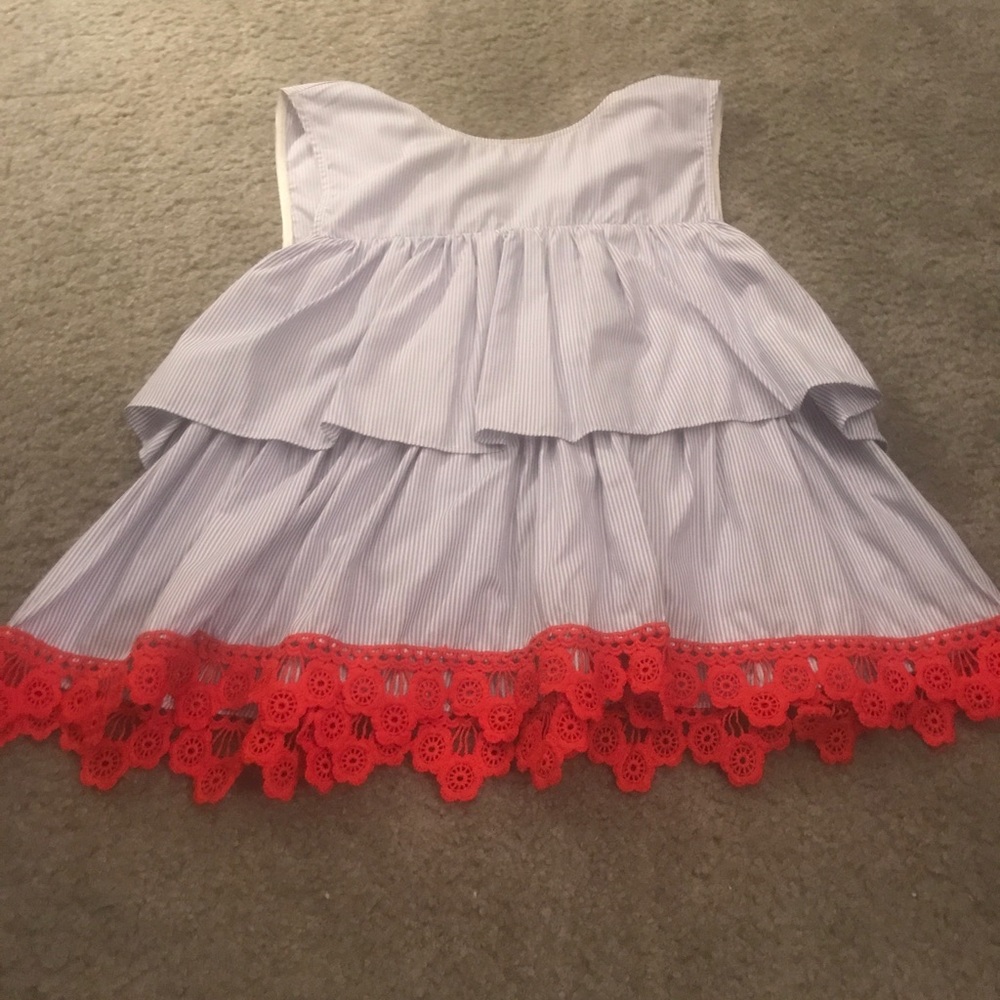 Nautical theme tan top with red trim